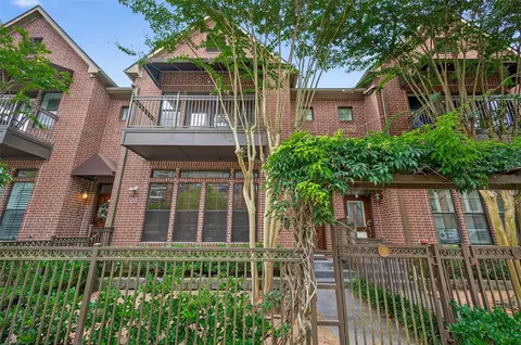 28 Riva Row, Spring, TX 77380