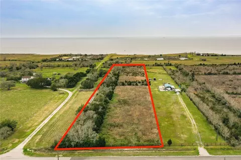 0 W Bayshore Rd, Anahuac, TX 77514