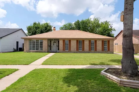 6839 Silver Star Dr, Houston, TX 77086