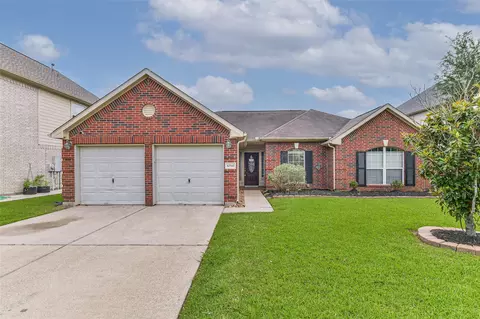 10510 Eagle Rock Ct, La Porte, TX 77571