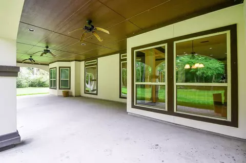 Exterior - 24387 Lenze Rd, Spring, TX 77389 photo 5 of 7
