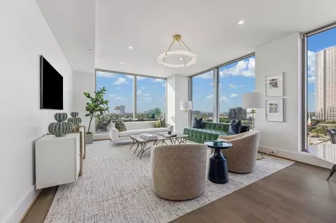 5656 San Felipe St #1205, Houston, TX 77056