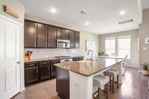 Kitchen - 29522 Whitebrush Trace Dr, Spring, TX 77386 photo 3 of 4