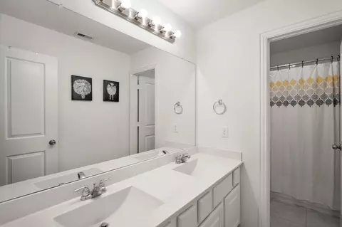 Bath - 29522 Whitebrush Trace Dr, Spring, TX 77386 photo 5 of 5