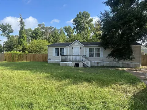 16479 N Emerson Cir, Conroe, TX 77306 photo 2