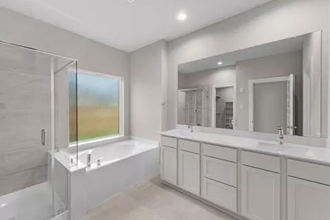 Bath - 2483 Forest Cedar Ln, Conroe, TX 77301 photo 1 of 4