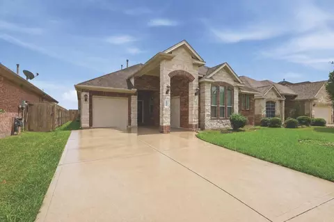 13730 View Meadow Ln, Houston, TX 77034