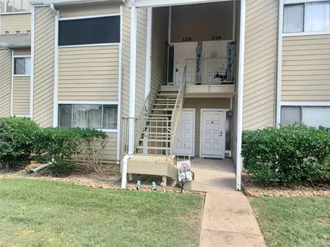 128 April Point Dr S, Montgomery, TX 77356
