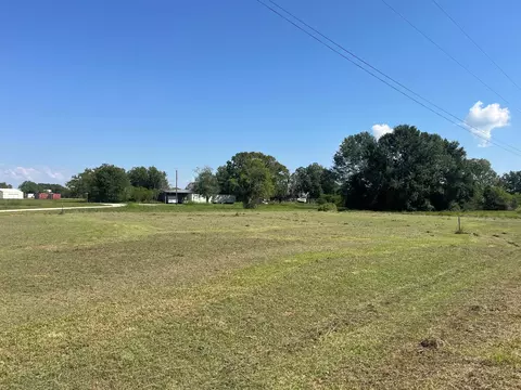 0 Starling St, Palacios, TX 77465