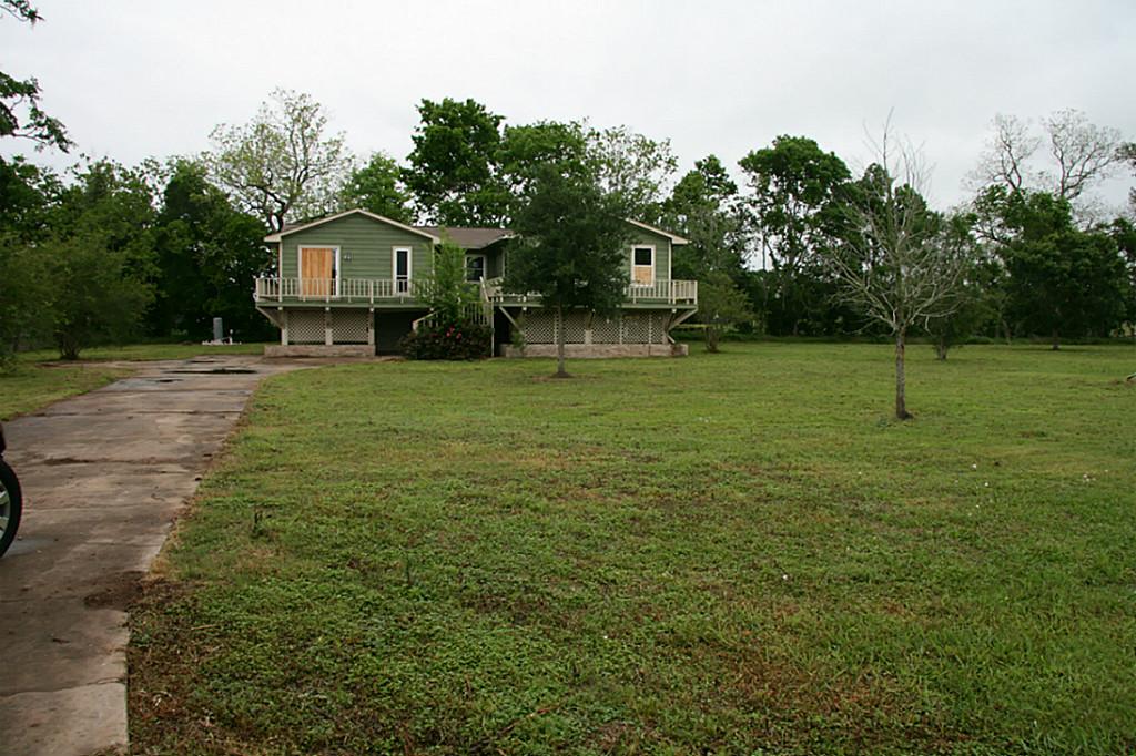 2909 Brundrett Rd, Simonton, TX 77476 photo 1