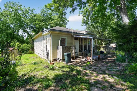 Other - 106 E Valverde St, Brenham, TX 77833 photo 5 of 5