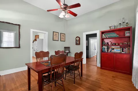 Dining - 106 E Valverde St, Brenham, TX 77833 photo 2 of 4