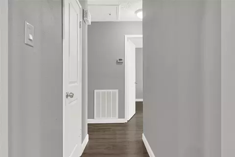Entry Way - 2407 Rambling Brook Dr, Spring, TX 77373 photo 2 of 5