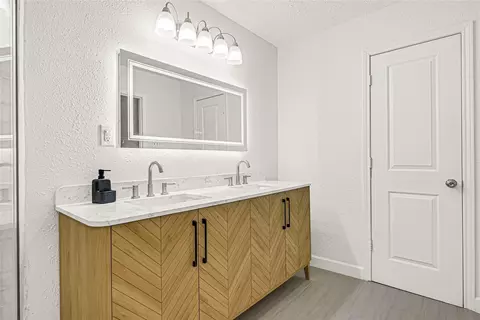 Bath - 2407 Rambling Brook Dr, Spring, TX 77373 photo 1 of 8