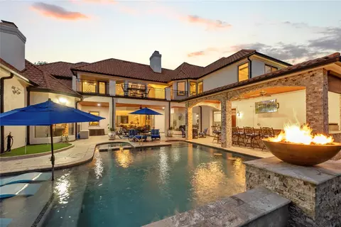 1810 Watercastle Ct, Houston, TX 77077