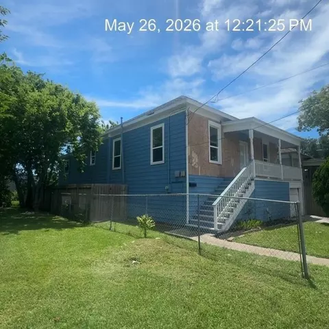 1806 Jack Johnson Blvd, Galveston, TX 77550