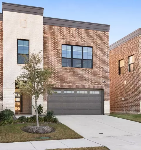 2041 Layla Dr, Waxahachie, TX 75165