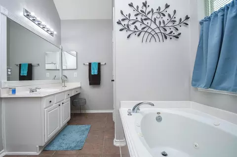 Bath - 2402 Ligustrum Flower Dr, Spring, TX 77388 photo 2 of 3