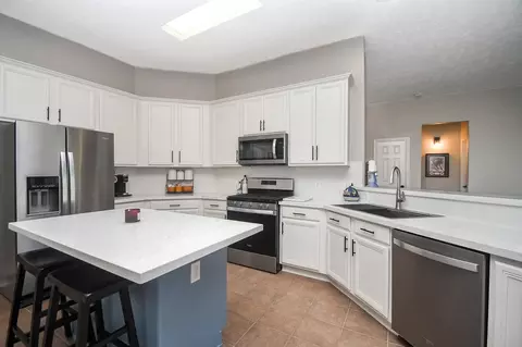 Kitchen - 2402 Ligustrum Flower Dr, Spring, TX 77388 photo 4 of 4