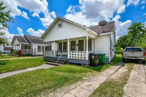 4526 Canal St, Houston, TX 77011
