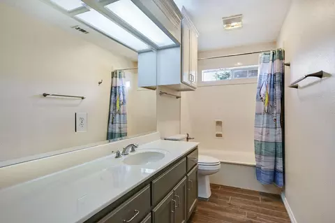 Bath - 2107 Williams Way, Bryan, TX 77808 photo 4 of 4