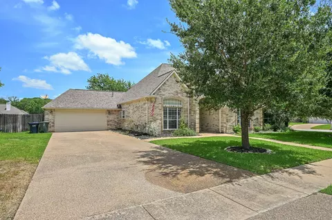Exterior - 2107 Williams Way, Bryan, TX 77808 photo 2 of 4
