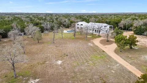 1925 Hills Rd, Carmine, TX 78932