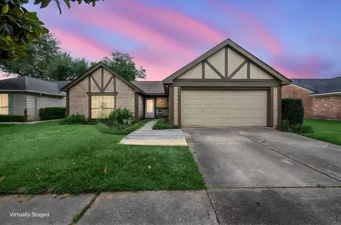 19523 Glenway Falls Dr, Katy, TX 77449