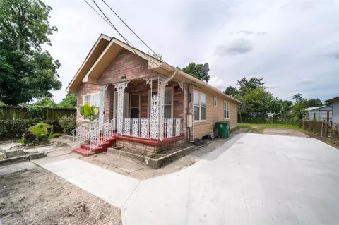 1111 Wooding St, Houston, TX 77011