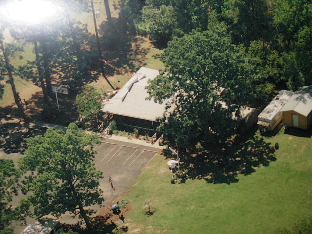 12993 E Highway 105, Conroe, TX 77306 photo 1