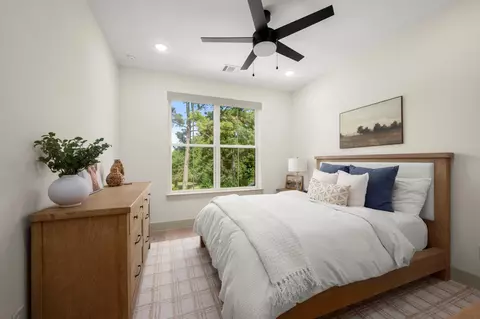 Bedroom - 21802 White Oak View Dr, Tomball, TX 77375 photo 3 of 6