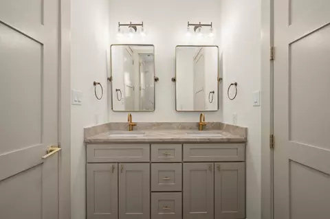 Bath - 21802 White Oak View Dr, Tomball, TX 77375 photo 6 of 6