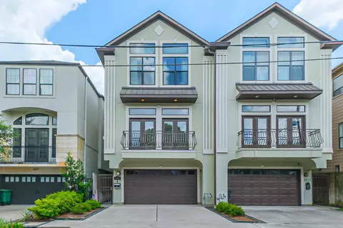 5217 Rose St #A, Houston, TX 77007