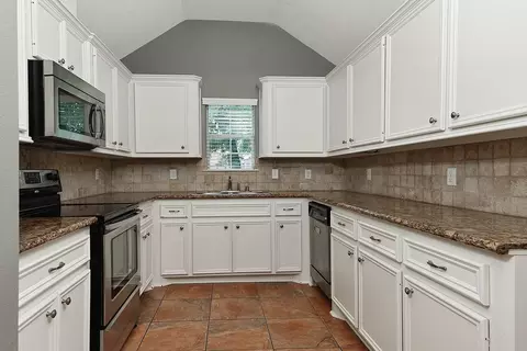 Kitchen - 10912 Redbird, Conroe, TX 77385 photo 1 of 1