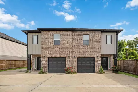 5023 Mallow St #A/B, Houston, TX 77033