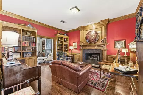 Living - 147 N Taylor Point Dr, Spring, TX 77382 photo 1 of 3