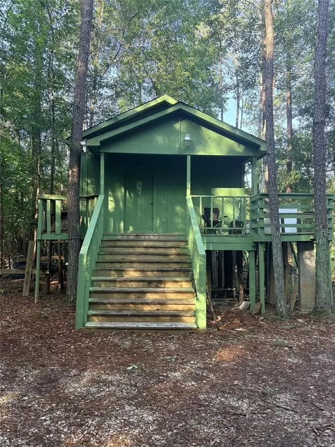 9470 Village Creek Rd, Silsbee, TX 77656