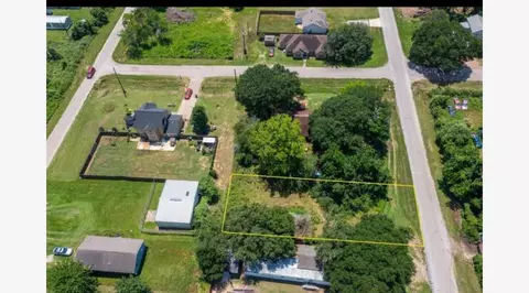 0 2nd St, Hempstead, TX 77445