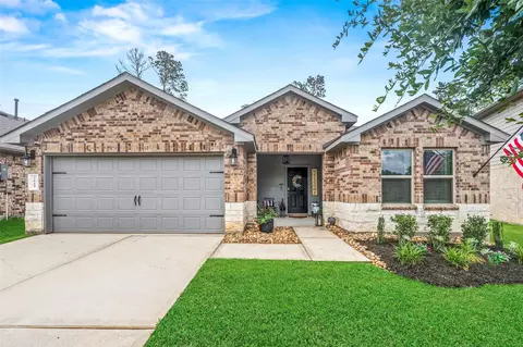 2623 Lost Holly Ln, Conroe, TX 77301