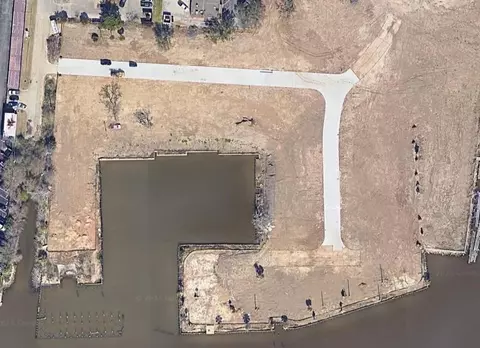 4427 Anthony Court Ln, Seabrook, TX 77586