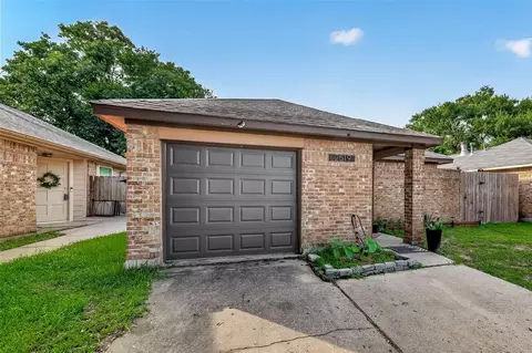 Exterior - 2519 Spring Dusk Ln, Spring, TX 77373 photo 3 of 12