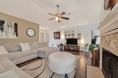 Living - 2519 Spring Dusk Ln, Spring, TX 77373 photo 1 of 2