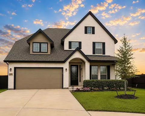 7735 Wrightwood Dr, Pasadena, TX 77505