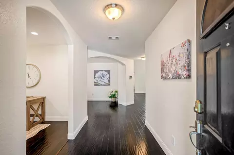 Entry Way - 21906 Trapper Lake Dr, Spring, TX 77388 photo 1 of 2