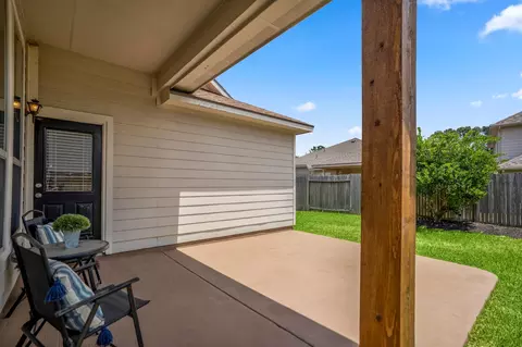 Exterior - 21906 Trapper Lake Dr, Spring, TX 77388 photo 4 of 6