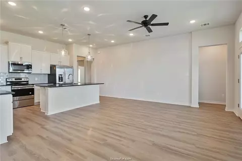 Living - 3124 Tarleton Ct, Bryan, TX 77808 photo 3 of 4