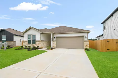 Exterior - 9707 Caney Bend Rd, Conroe, TX 77303 photo 2 of 4