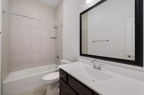 Bath - 12837 Meadow Wind Way, Conroe, TX 77302 photo 1 of 3