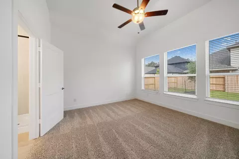 Bedroom - 12837 Meadow Wind Way, Conroe, TX 77302 photo 4 of 5