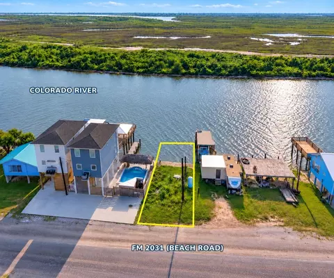 2244 Fm-2031, Matagorda, TX 77457